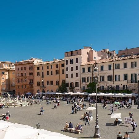 New! Amazing Piazza Navona View Apartman Róma Kültér fotó