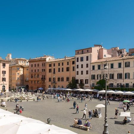 New! Amazing Piazza Navona View Apartman Róma Kültér fotó