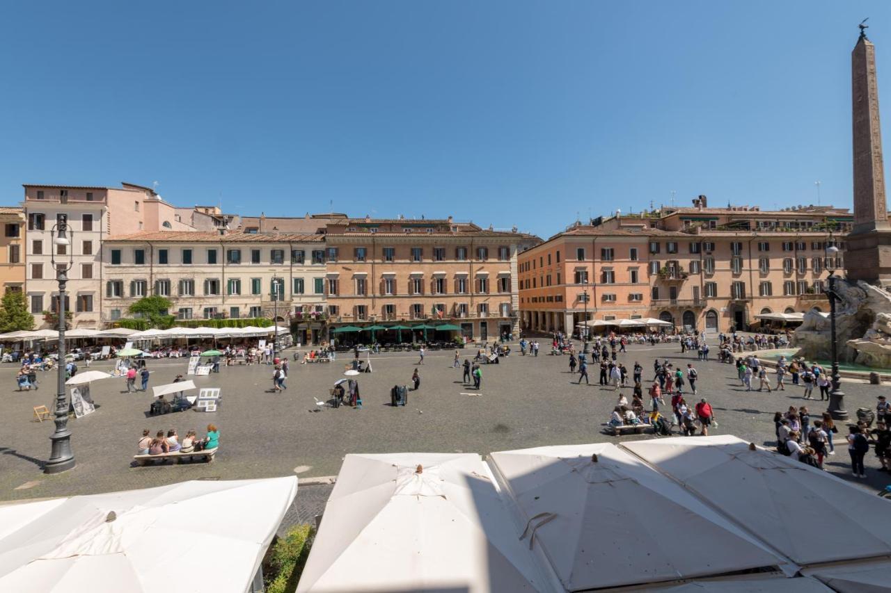 New! Amazing Piazza Navona View Apartman Róma Kültér fotó