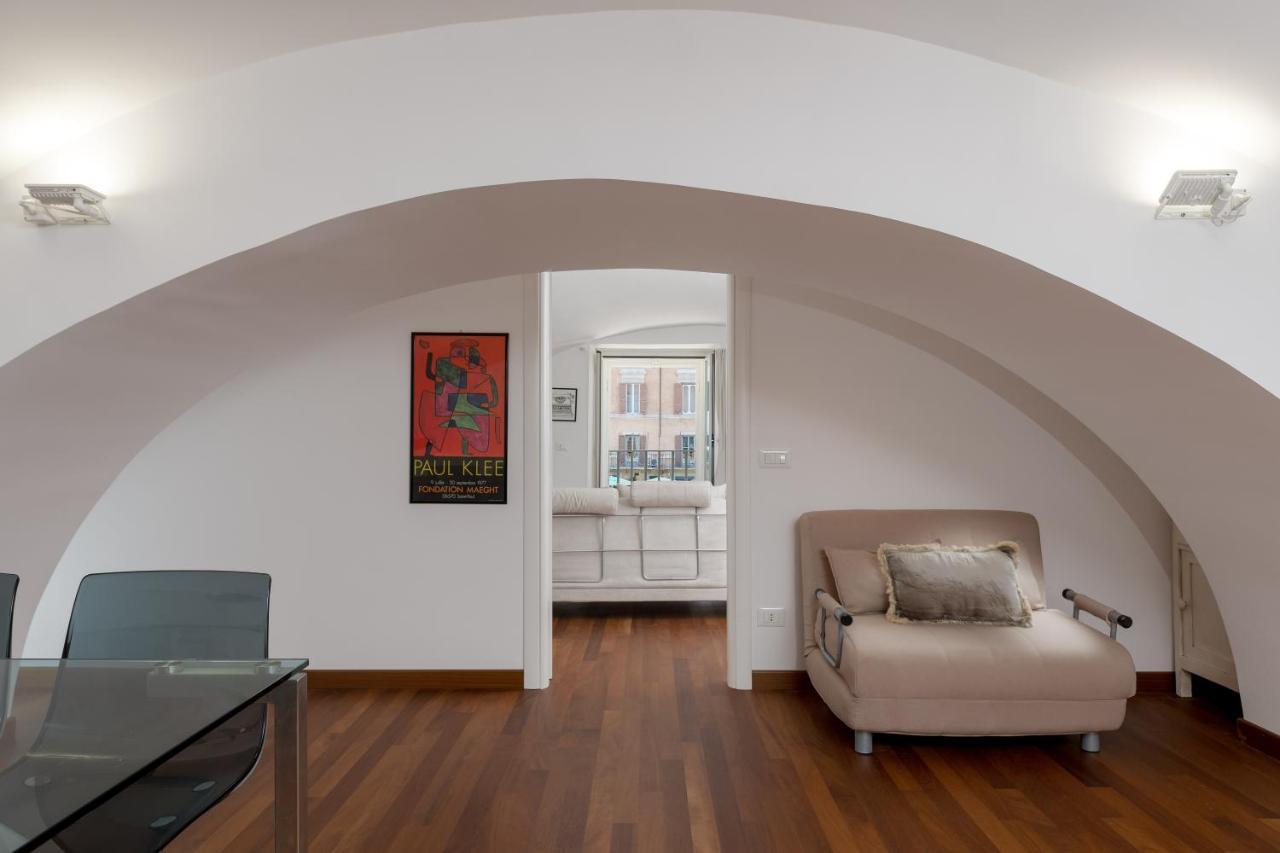New! Amazing Piazza Navona View Apartman Róma Kültér fotó