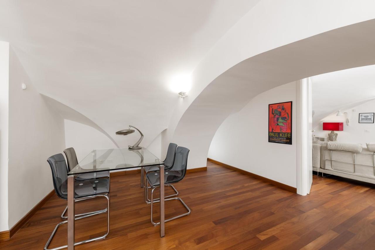 New! Amazing Piazza Navona View Apartman Róma Kültér fotó