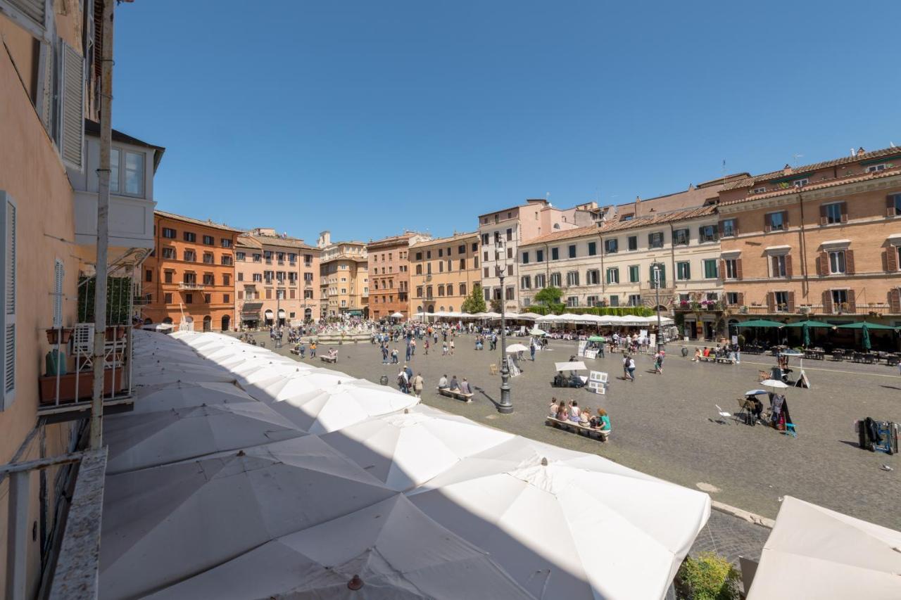 New! Amazing Piazza Navona View Apartman Róma Kültér fotó