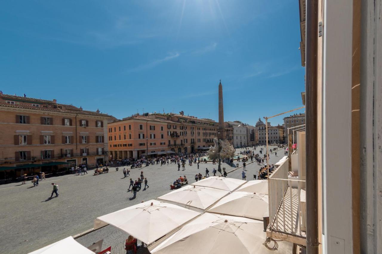 New! Amazing Piazza Navona View Apartman Róma Kültér fotó